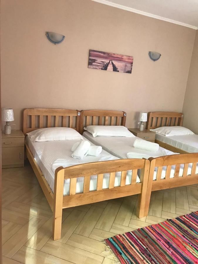 Nocleg ze śniadaniem 53 *