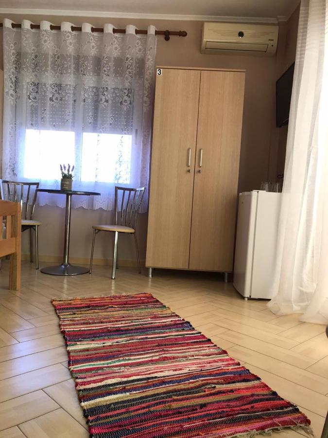 53 Nocleg ze śniadaniem Durrës